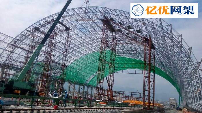 根河干煤棚网架